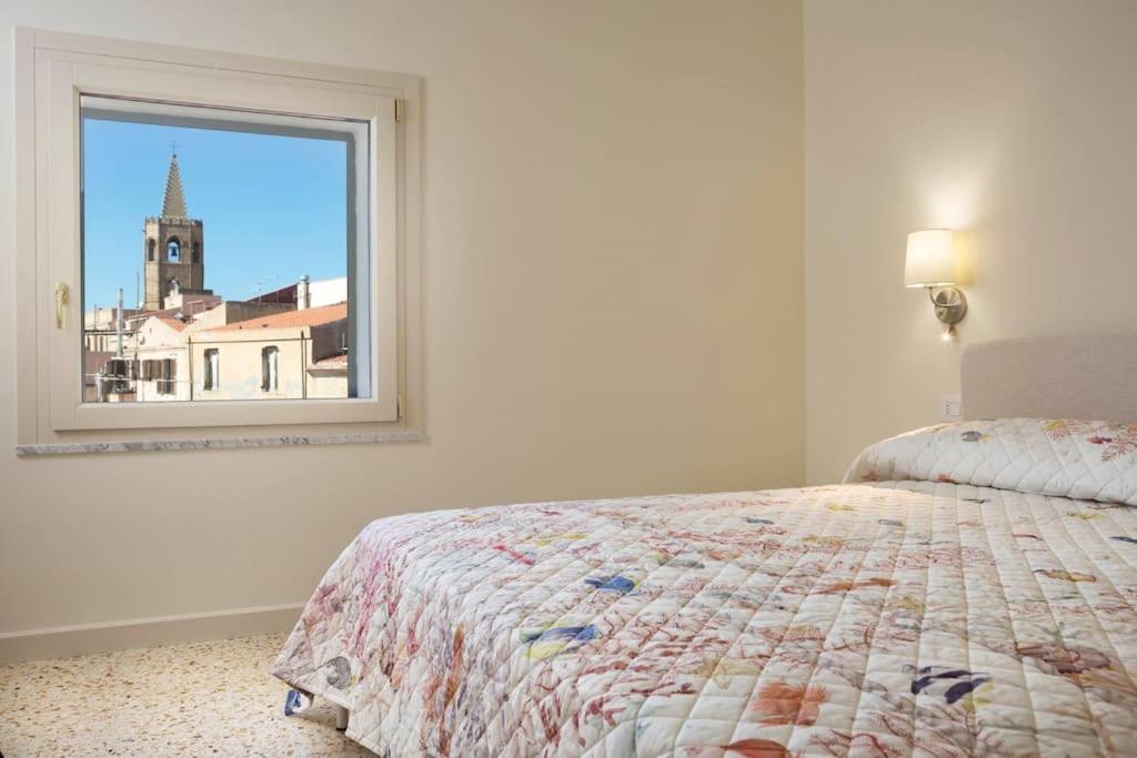 Centro Storico, Appartamento Esclusivo, 4' Piano Senza Ascensore อาลเกโร ภายนอก รูปภาพ